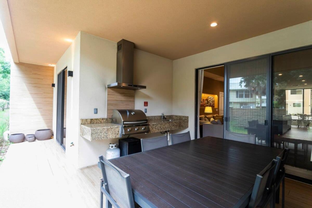 Stunning 4 Bd Close To Disney @ Magic Village Resort 7537 Orlando Zewnętrze zdjęcie